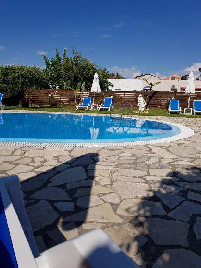 Dora'S Apartments Kavos Exterior photo